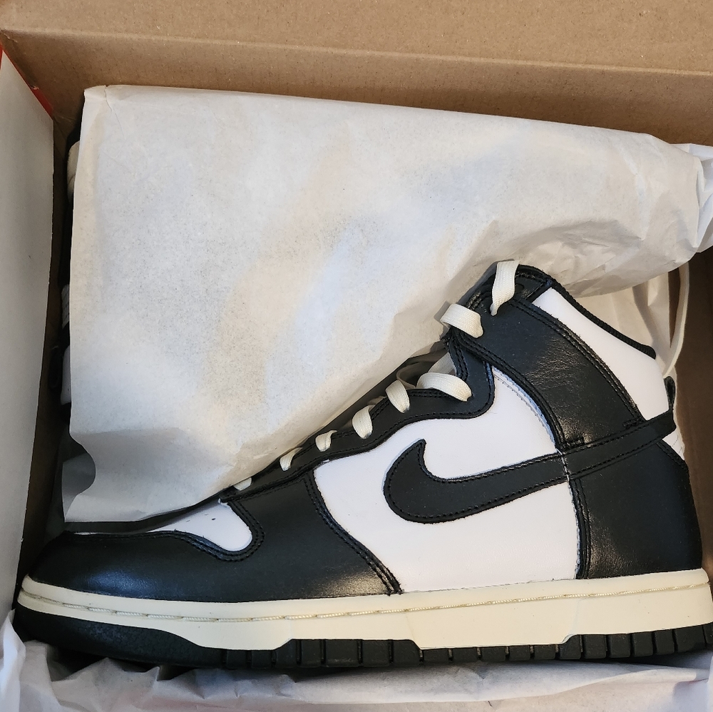 W Nike Dunk High 'Vintage Black'